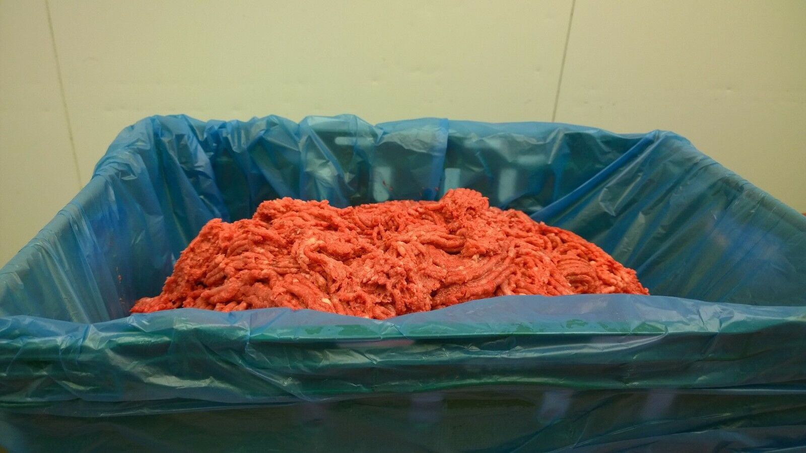 Frozen Dog Food Chicken Mince 20 X 500G Chubs 10Kg Box .BARF RAW DIET Delivered